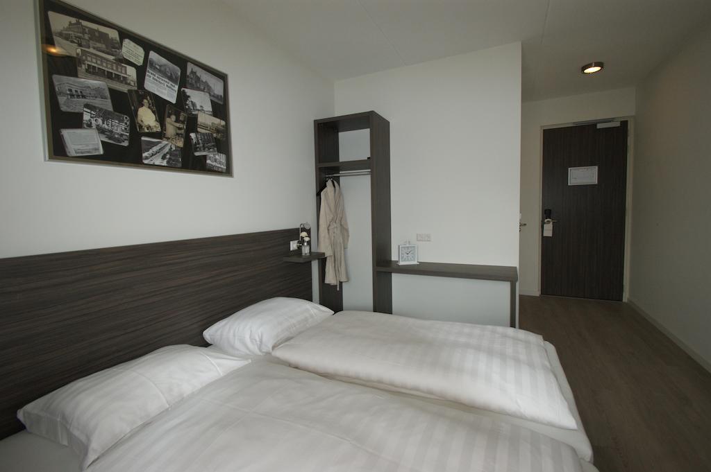 Hotel De Keizerskroon Amsterdam-Schiphol-Halfweg Pokoj fotografie